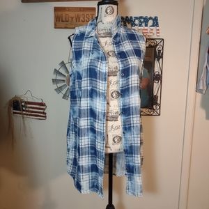 " Kenneth Cole, "Reaction" womens regular size XL, blue and white plaid